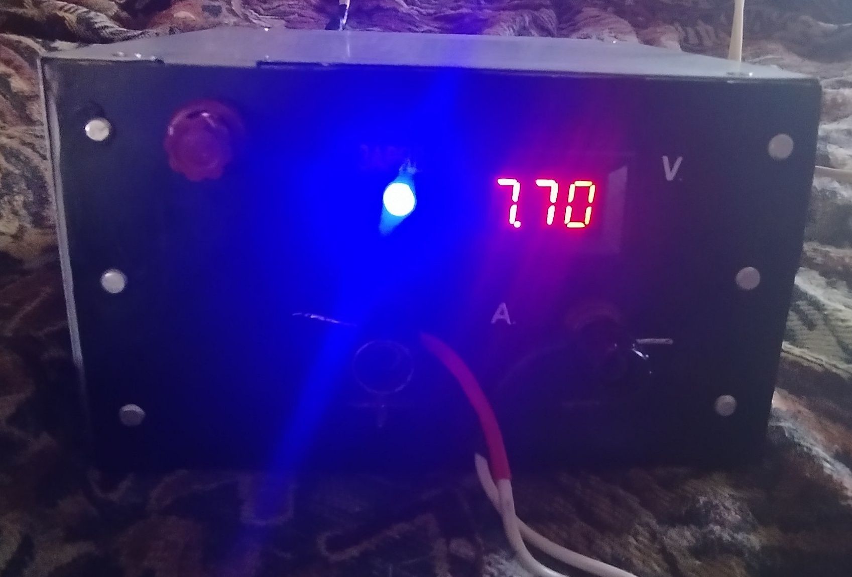 Автоматическое Зарядное устройство с защитой трансформаторное