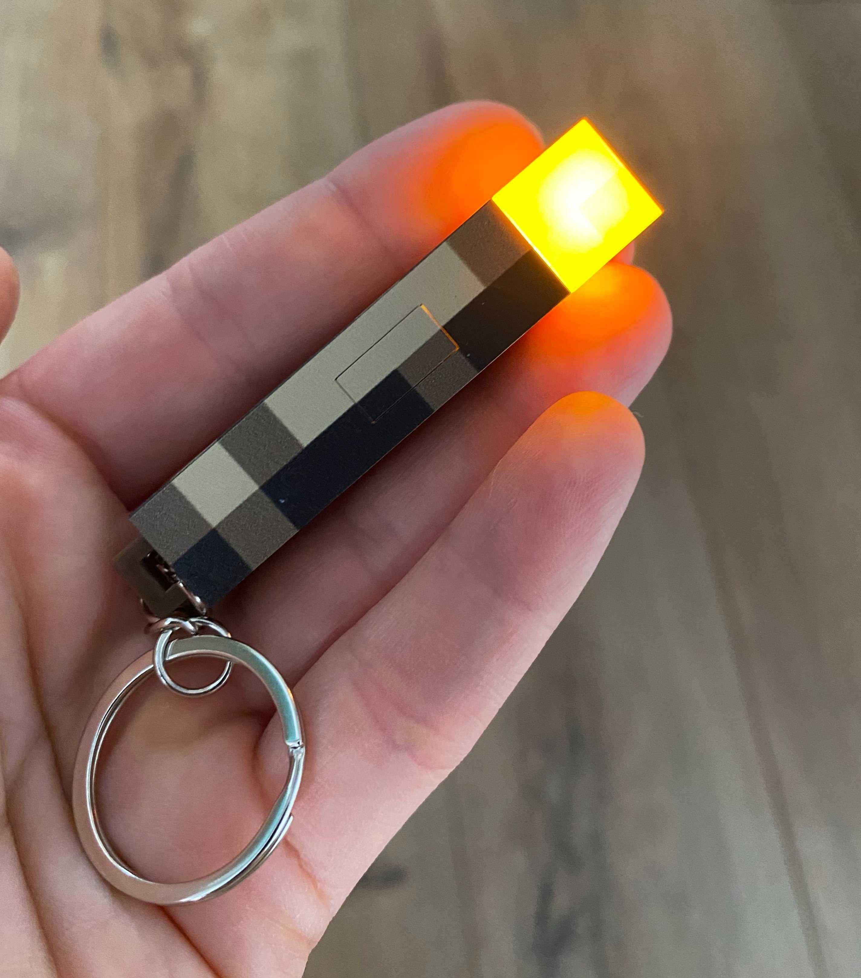 Minecraft Brelok Pochodnia Lampka