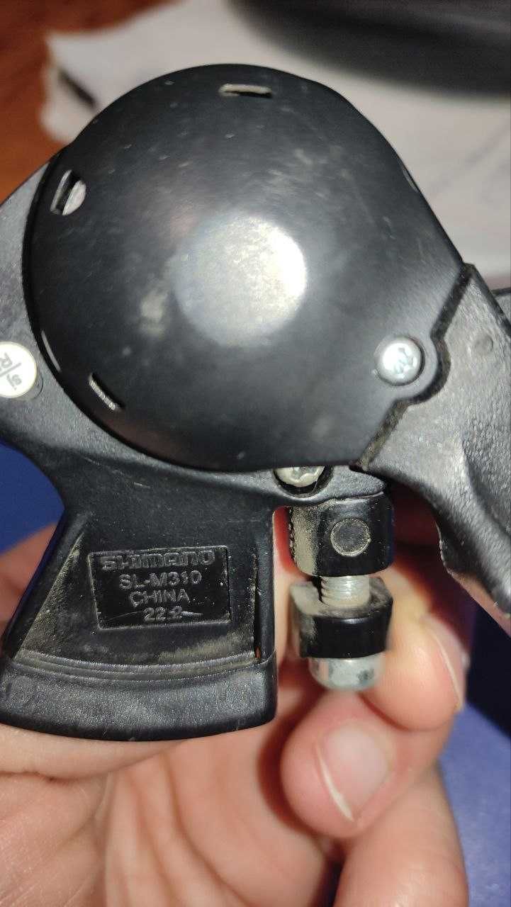 Передний переключатель Shimano ALTUS