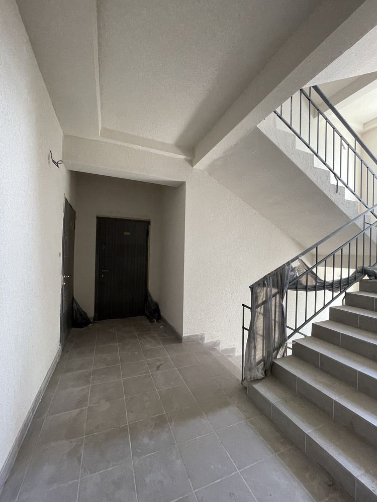 Продам 2кім квартиру стяжка, котел! середній 6поверх. 60м2