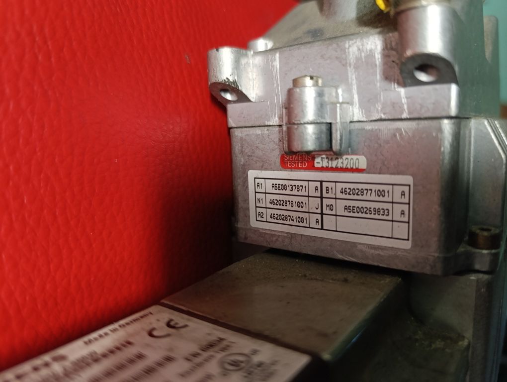 Silnik pozycjonujący programowalny SIMODRIVE POSMO Siemens 300W