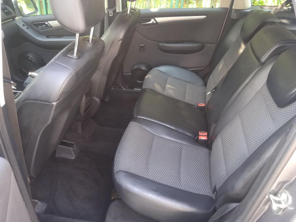 Mercedes B class