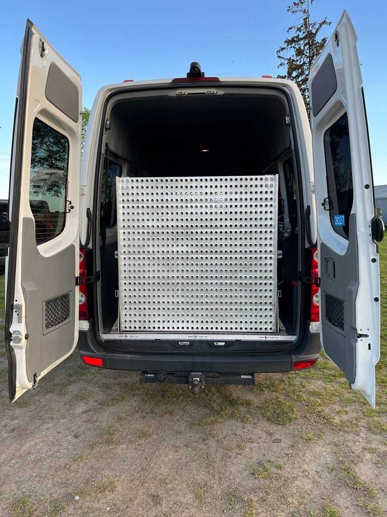 Volkswagen Crafter 9 osobowy Rampa Dla Niepelnosprawnych Long