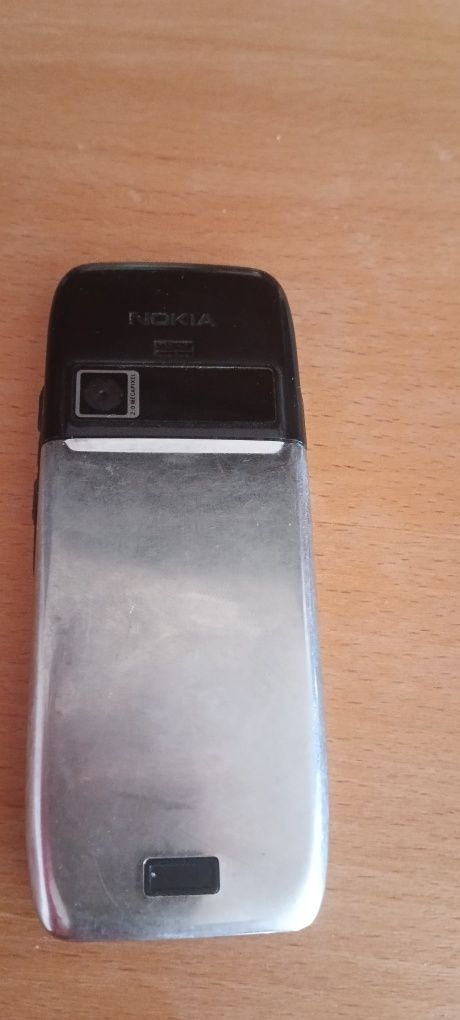 Продам Nokia e51