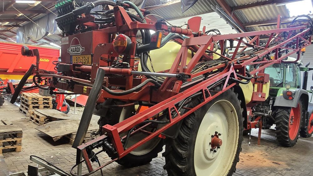 Hardi Commander 2800 24m Rok 2005