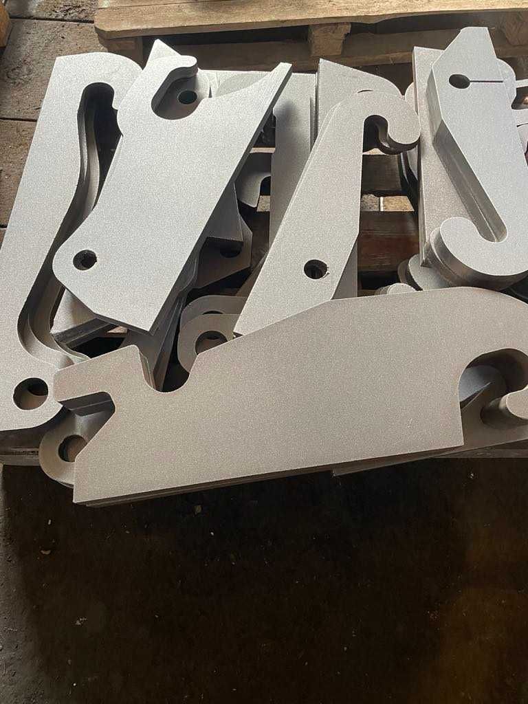 Mocowanie Liebherr , solidne haki, adapter przejściówka