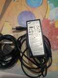 Oryginalny zasilacz Samsung 14V 2,14A 30W wtyk 6,5x4,3mm+pin