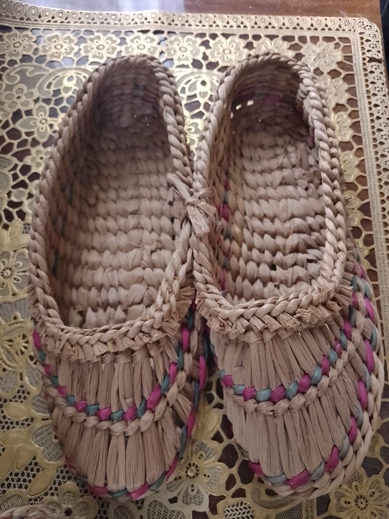 Лапти плетёные сувенирные