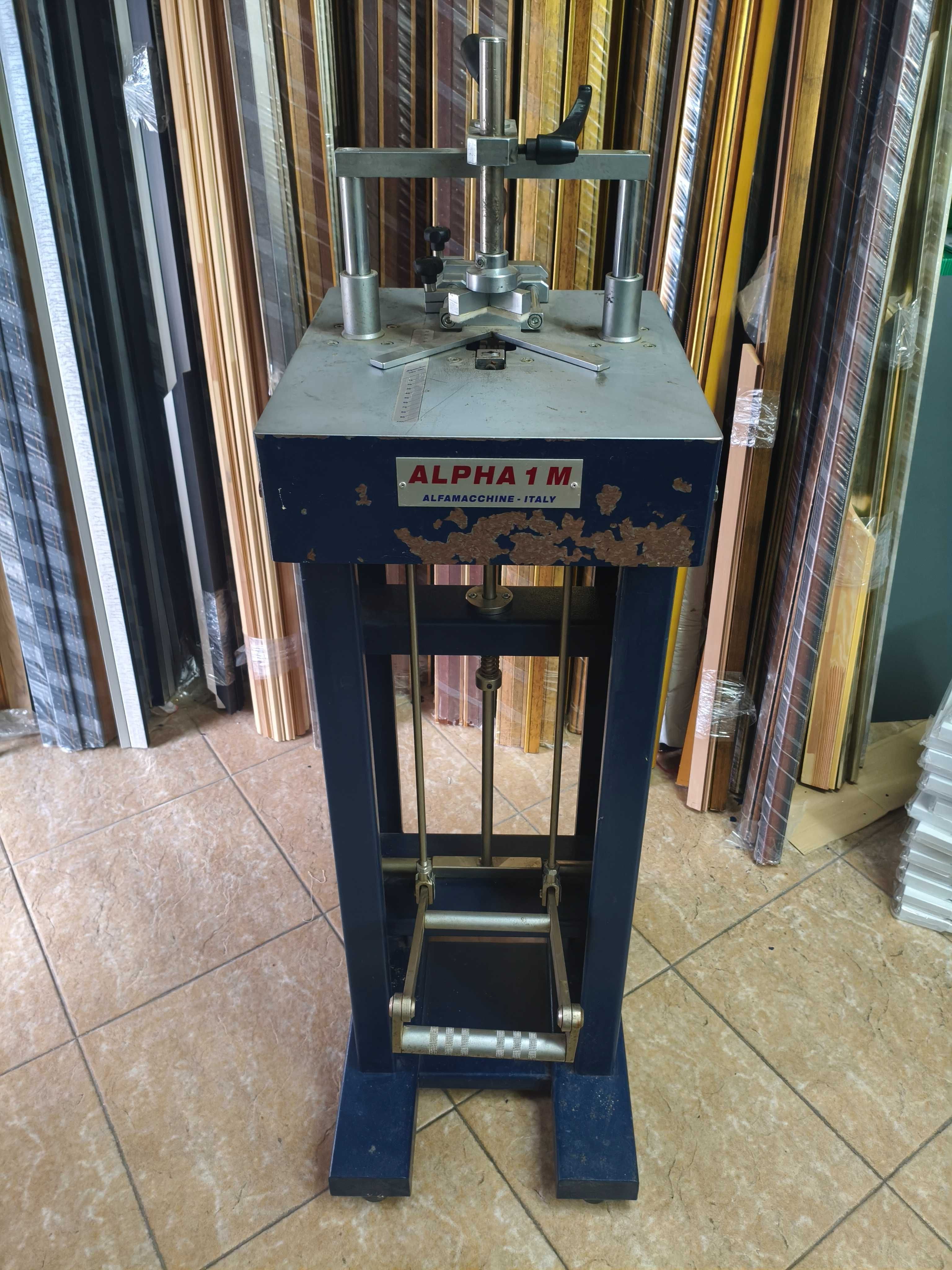 Zszywarka do ram obrazowych listew alfamacchine M1 mechaniczna