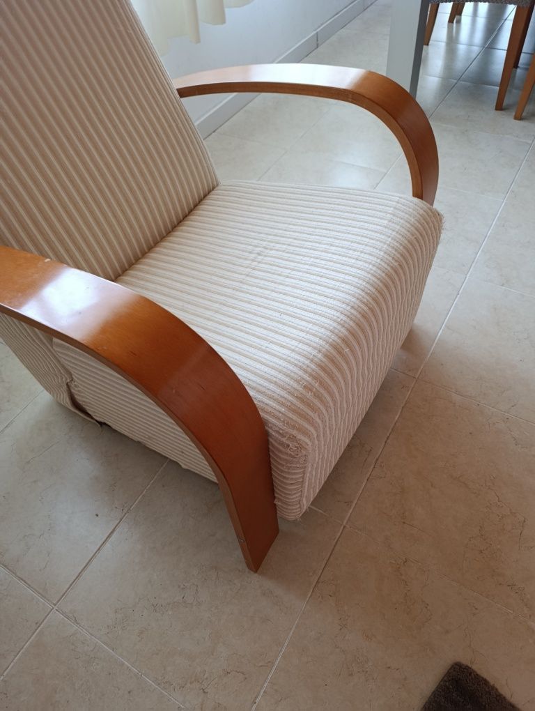 Cadeirão  estilo italiano