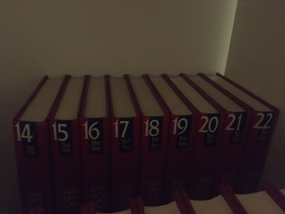 Nova Enciclopédia Larousse (22 volumes) ciclo dos leitores