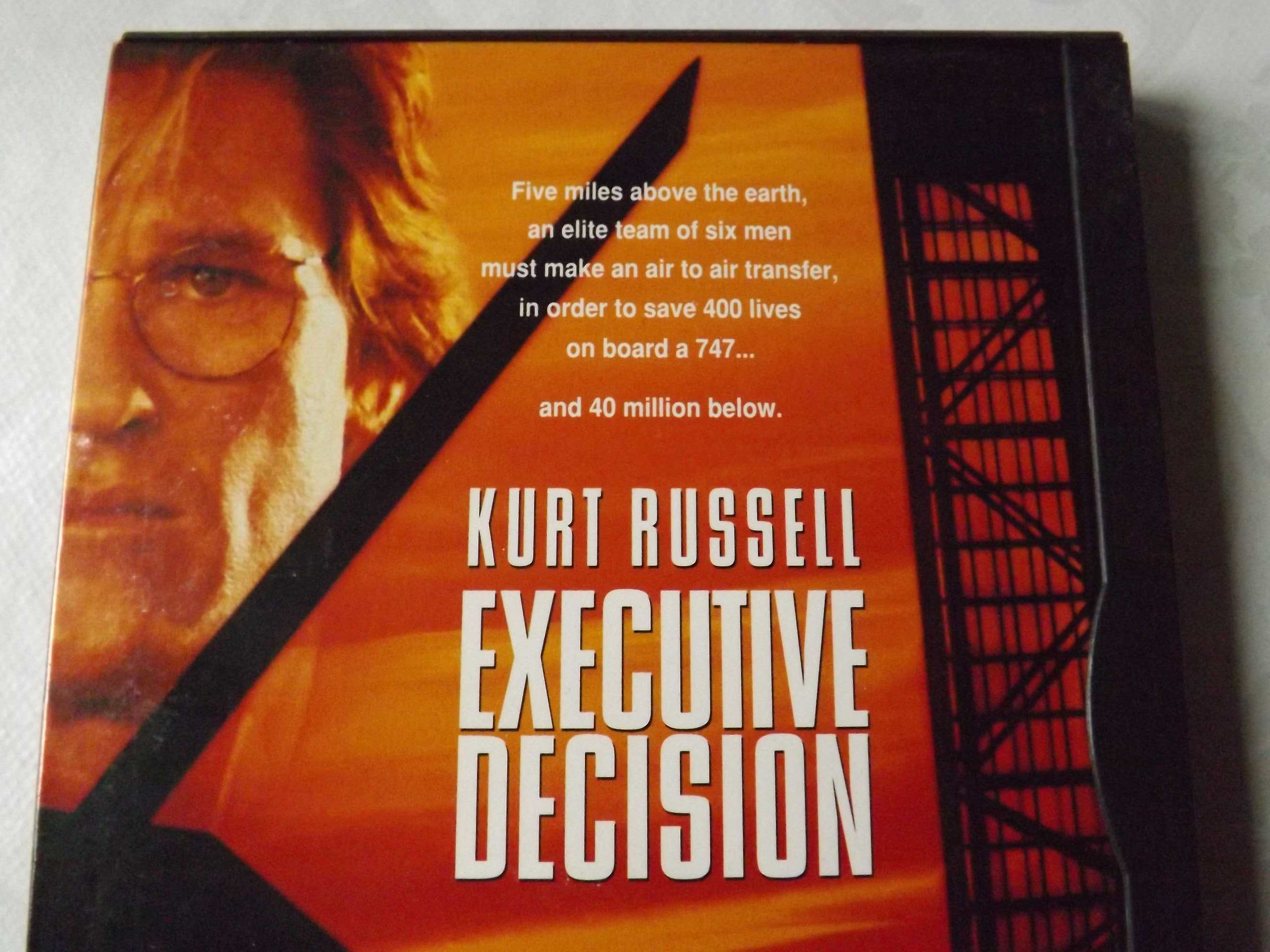 Krytyczna decyzja dvd Kurt Russell unikat klasyk