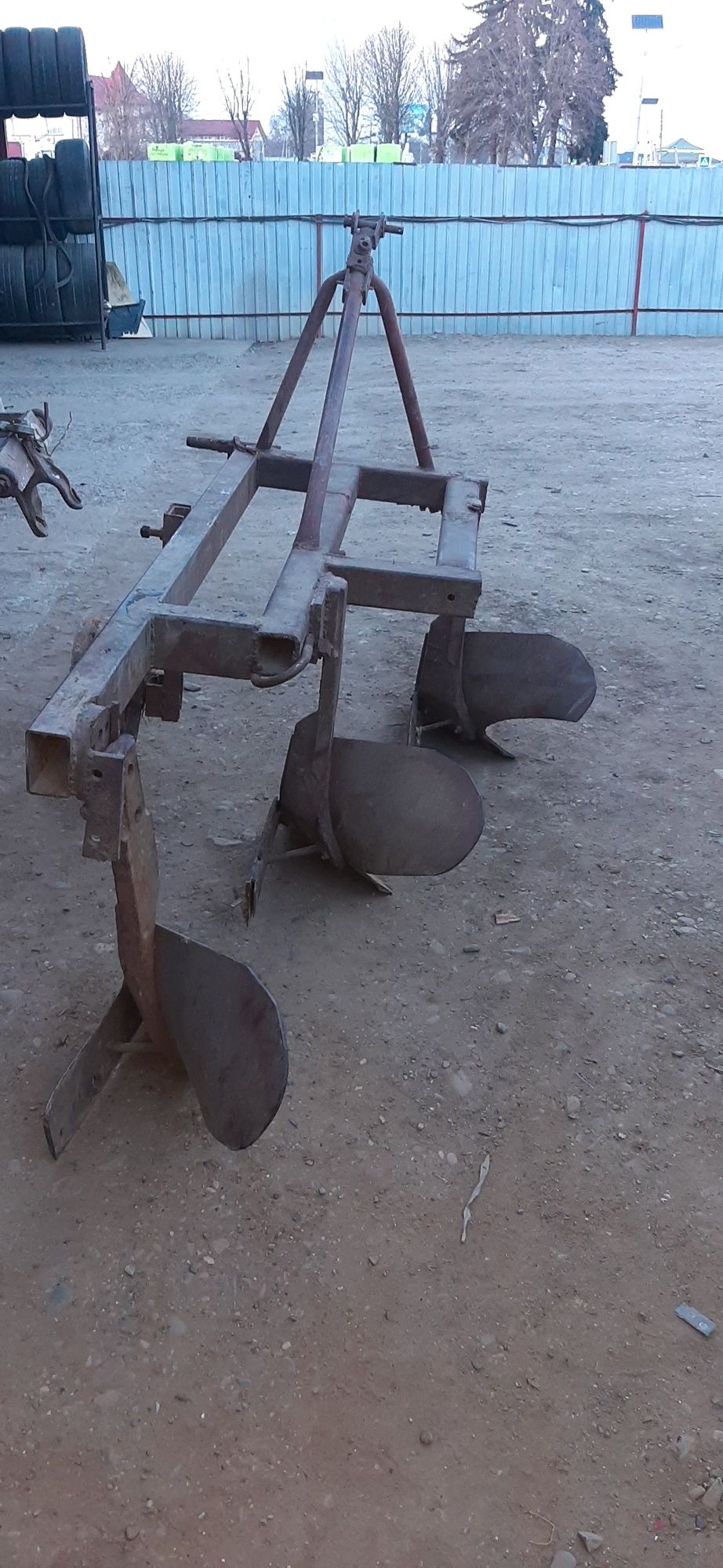 Культиватор плуг