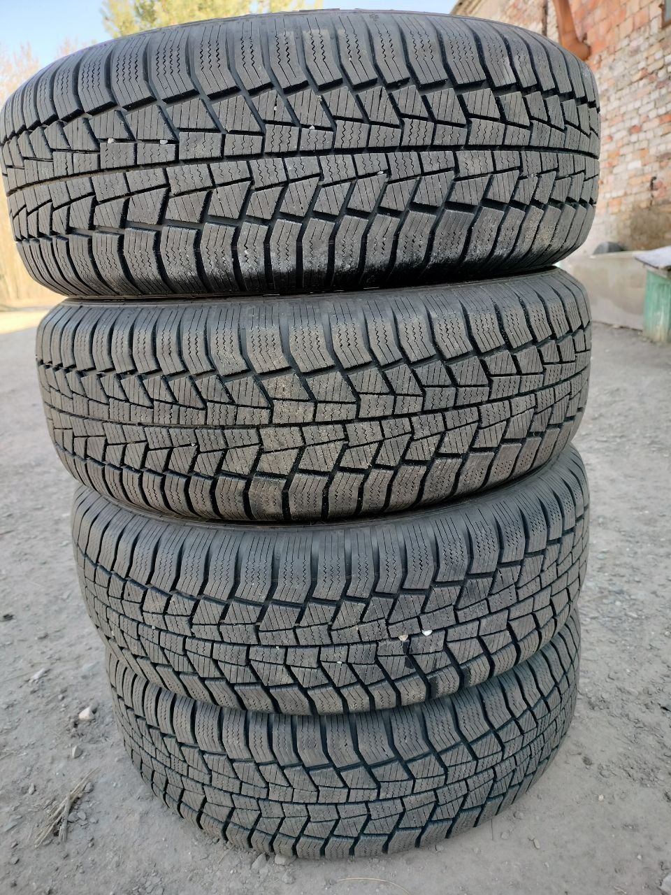 Opony zimowe 195/65r15 wintech viking