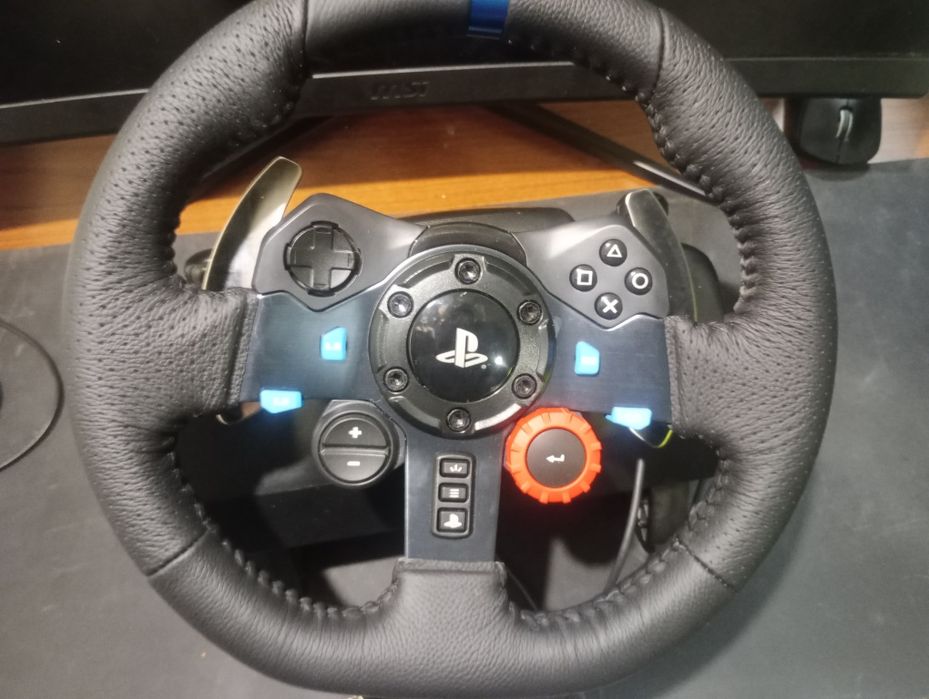 Kierownica lg29 z pedalami i shifterem