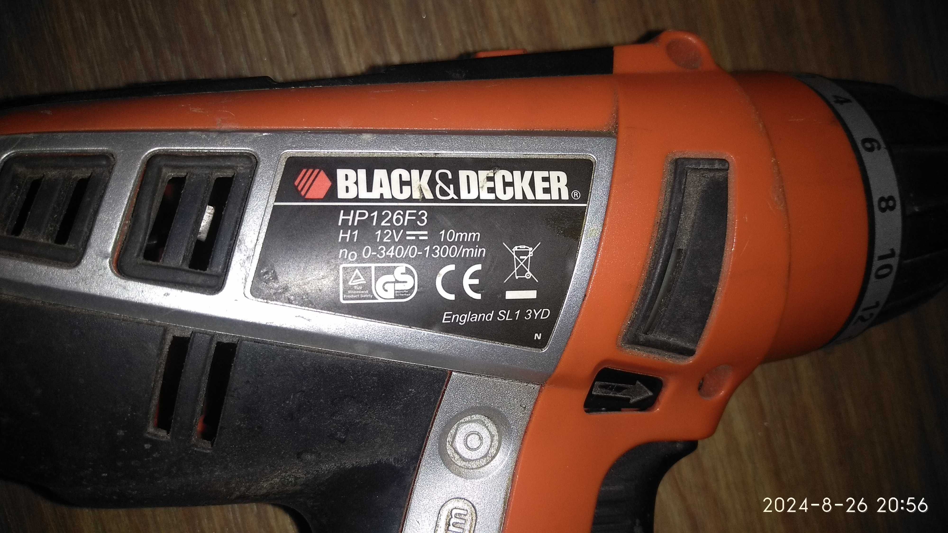 Шуруповерт Black Decker HP126F3