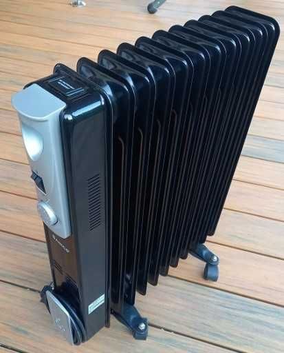 Grzejnik olejowy OR121-11 elektryczny czarny