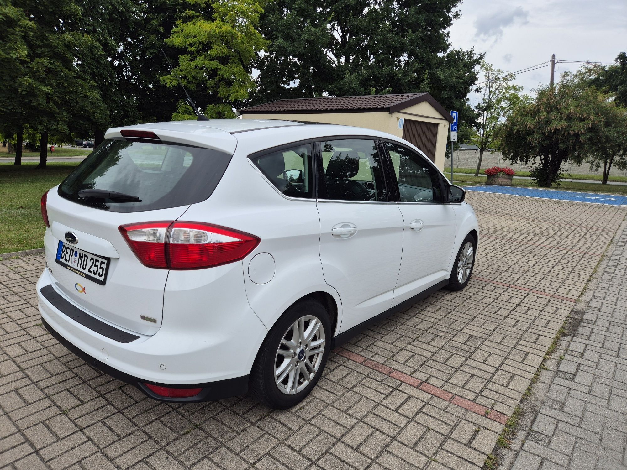 Ford C-Max Titanium 1.0 Benzyna
