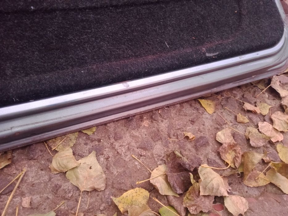 Задняя крышка багажника на Ниву Шевроле 2123