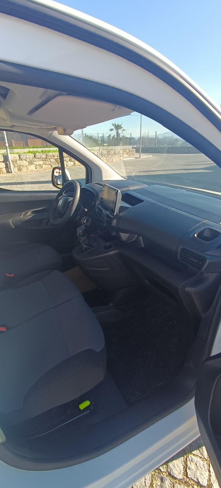 Citroen Berlingo de 2021 impecável