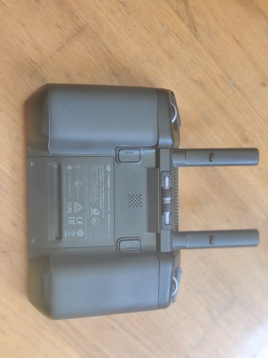 DJI Smart Controller - com saída HDMI