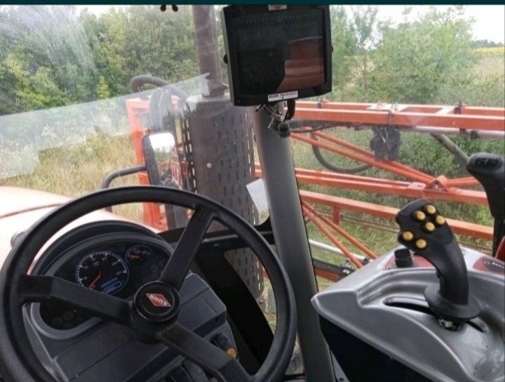 KUHN PARRUDA  MT 3030 самохідний оприскувач