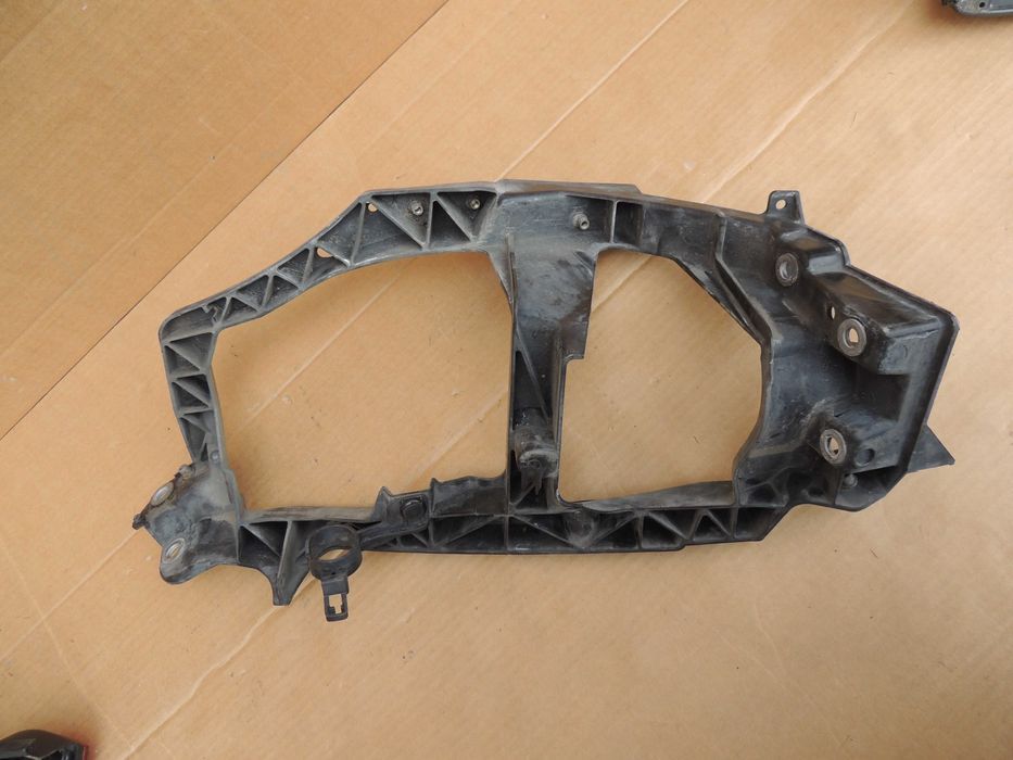 Prawy okular lampy prawej Mitsubishi Colt VI 6 04,05,06,07,08