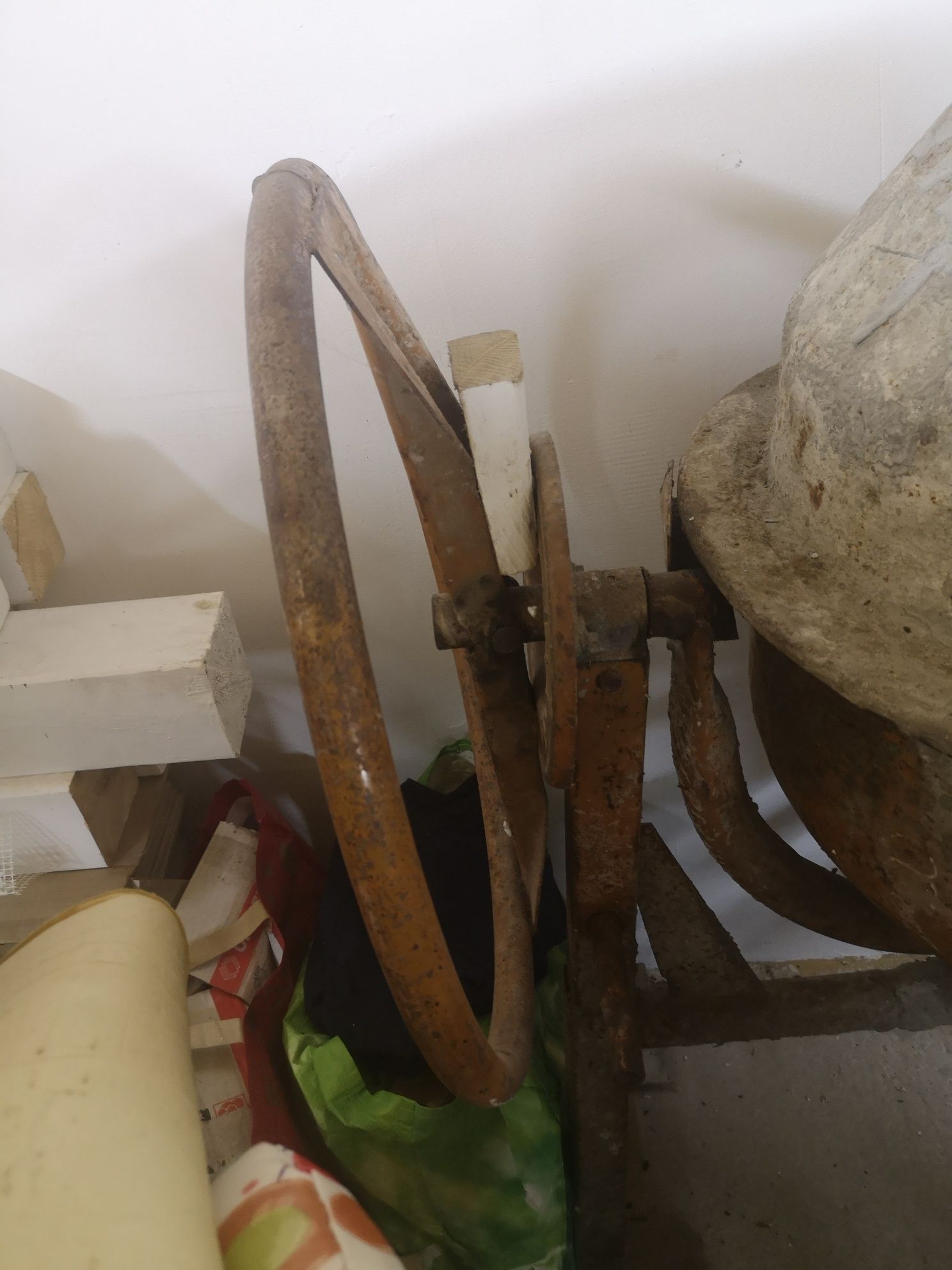 Betonarka 230v w dobrym stanie