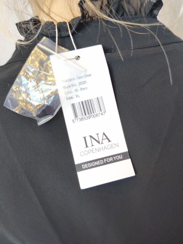 INA Copenhagen NOWA krótka zjawiskowa sukienka oversize rozmiar XL