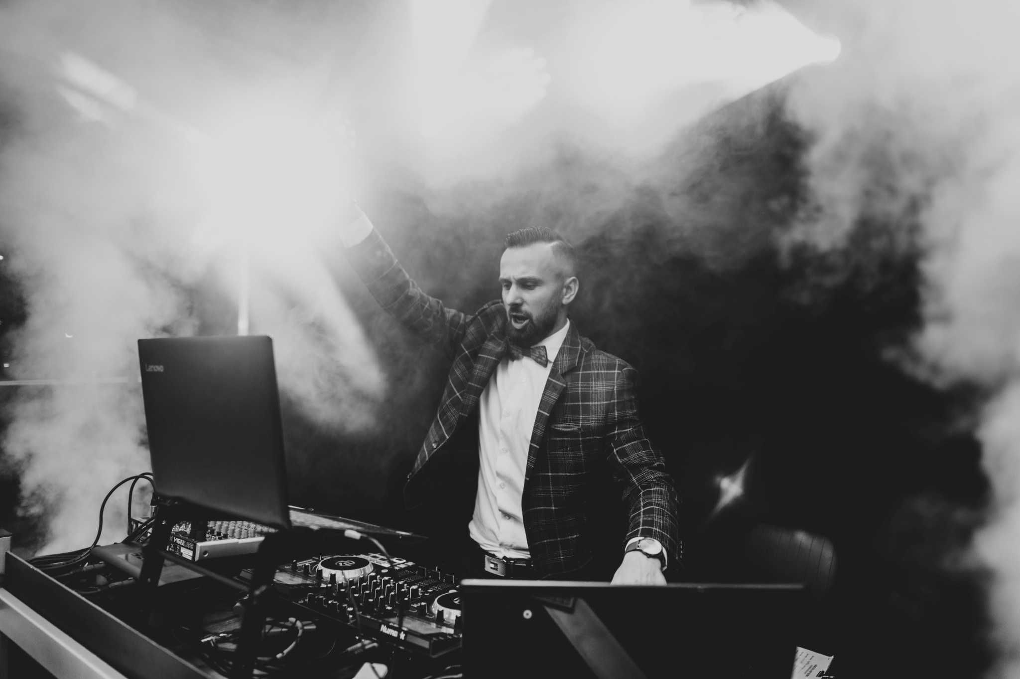 DJ na Wesele / Wodzirej / Konferansjer / Ciężki Dym / LOVE /