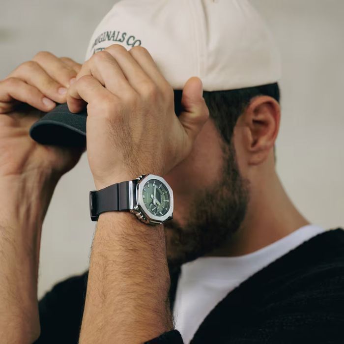 Часы Casio GBM-2100A-1A3 ! Оригинал! Фирменная гарантия 2 года!