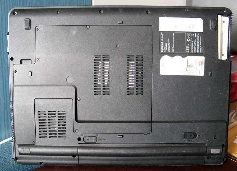 Laptop Fujitsu Esprimo