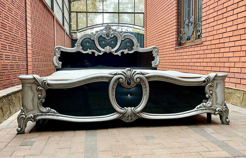 Розкішне двоспальне ліжко "Barocco Black" від Camelgroup ІТАЛІЯ