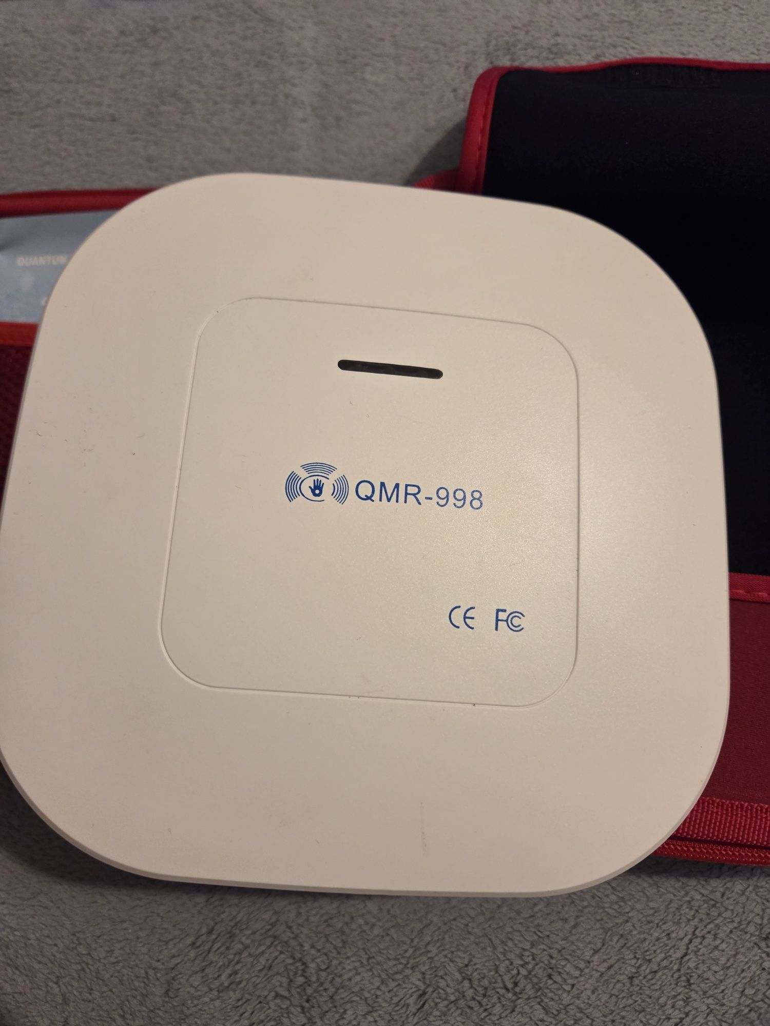 Analisador Magnético Quântico de Ressonância QMR-998.