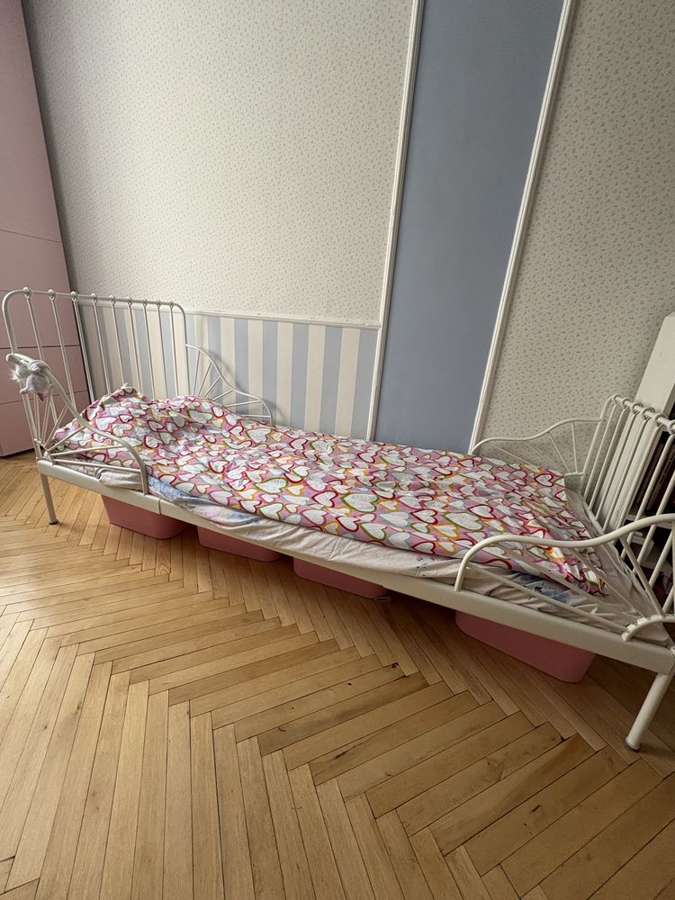 Кровать детская Ikea Minnen ( раздвижная)