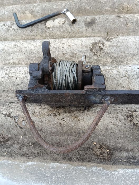 Лебідка ручна 10 метрів трос