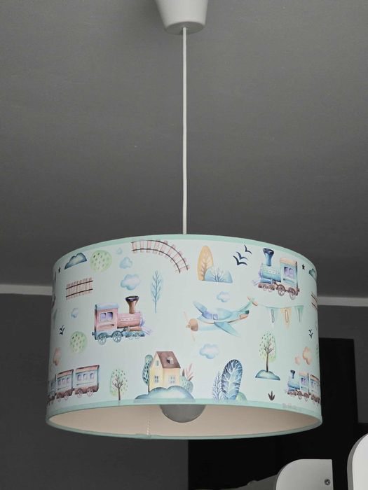 Lampa do pokoju chlopca