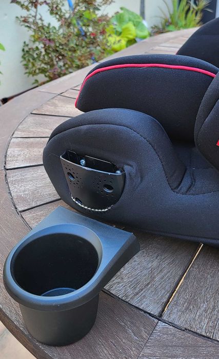 Cadeira Auto 1/2/3 PENGUIN Mod MS- Dos 9 aos 36 kg, Isofix, como nova