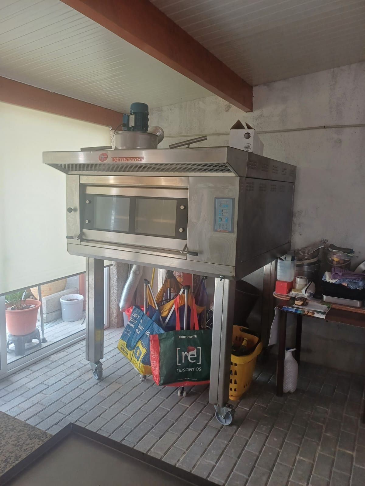 Forno para assar leitões