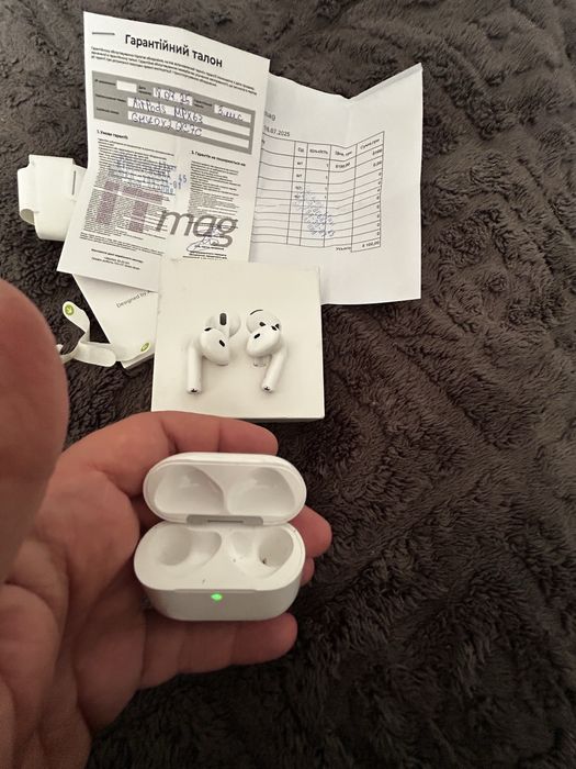 Airpods 4 оригинал на гарантии торг