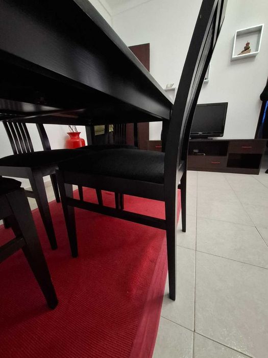 Conjunto Mesa Jantar Extensível + Cadeiras