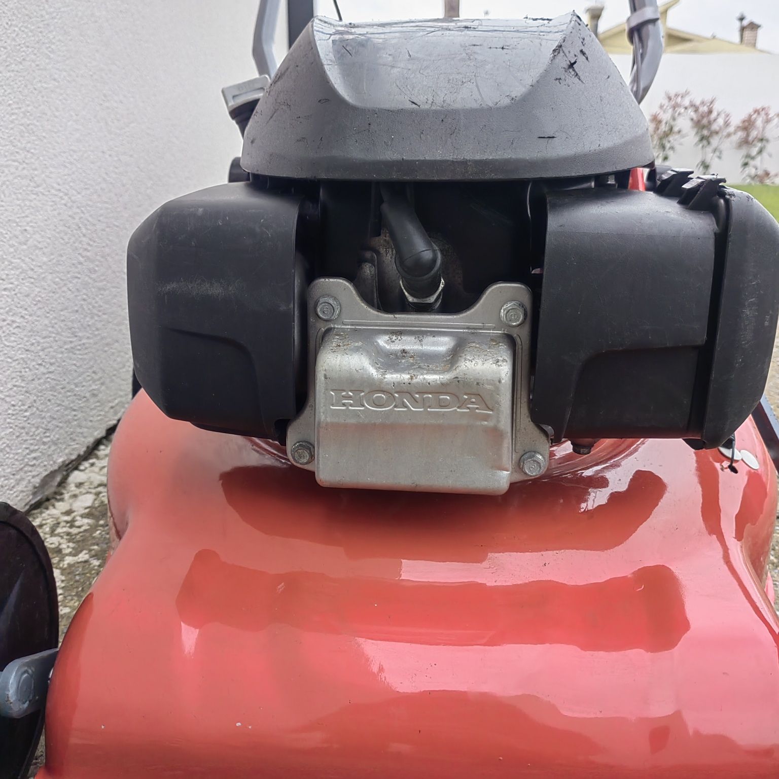 Máquina de cortar relva Dormak