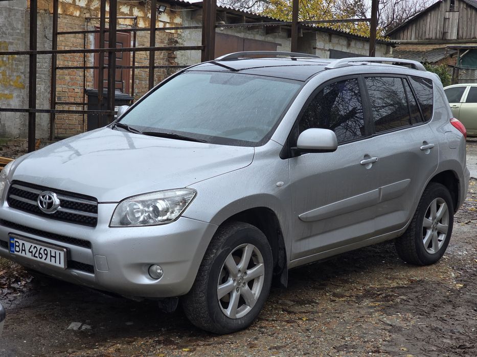 Продам Toyota Rav4 4x4