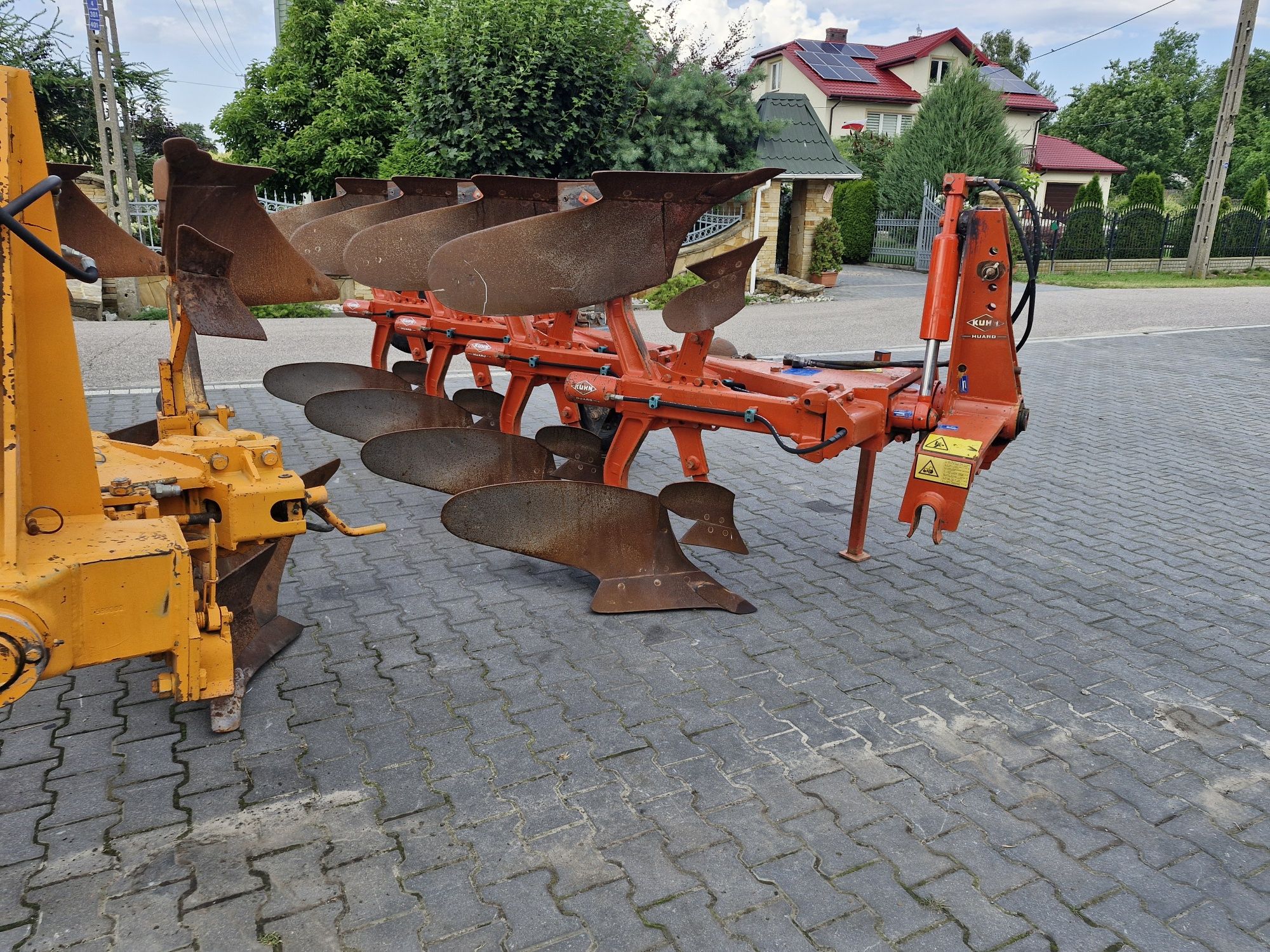 Pług obrotowy 4-skibowy Kuhn Multimaster 100 Huard hydrauliczne zabezp