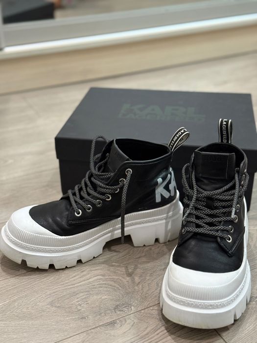 Шкіряні черевики  ботильйони Karl Lagerfeld KL43520 ОРИГІНАЛ! 39р.
