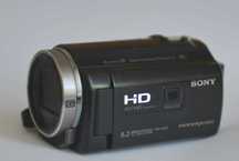 Kamera HD Sony HDR-PJ530E z projektorem