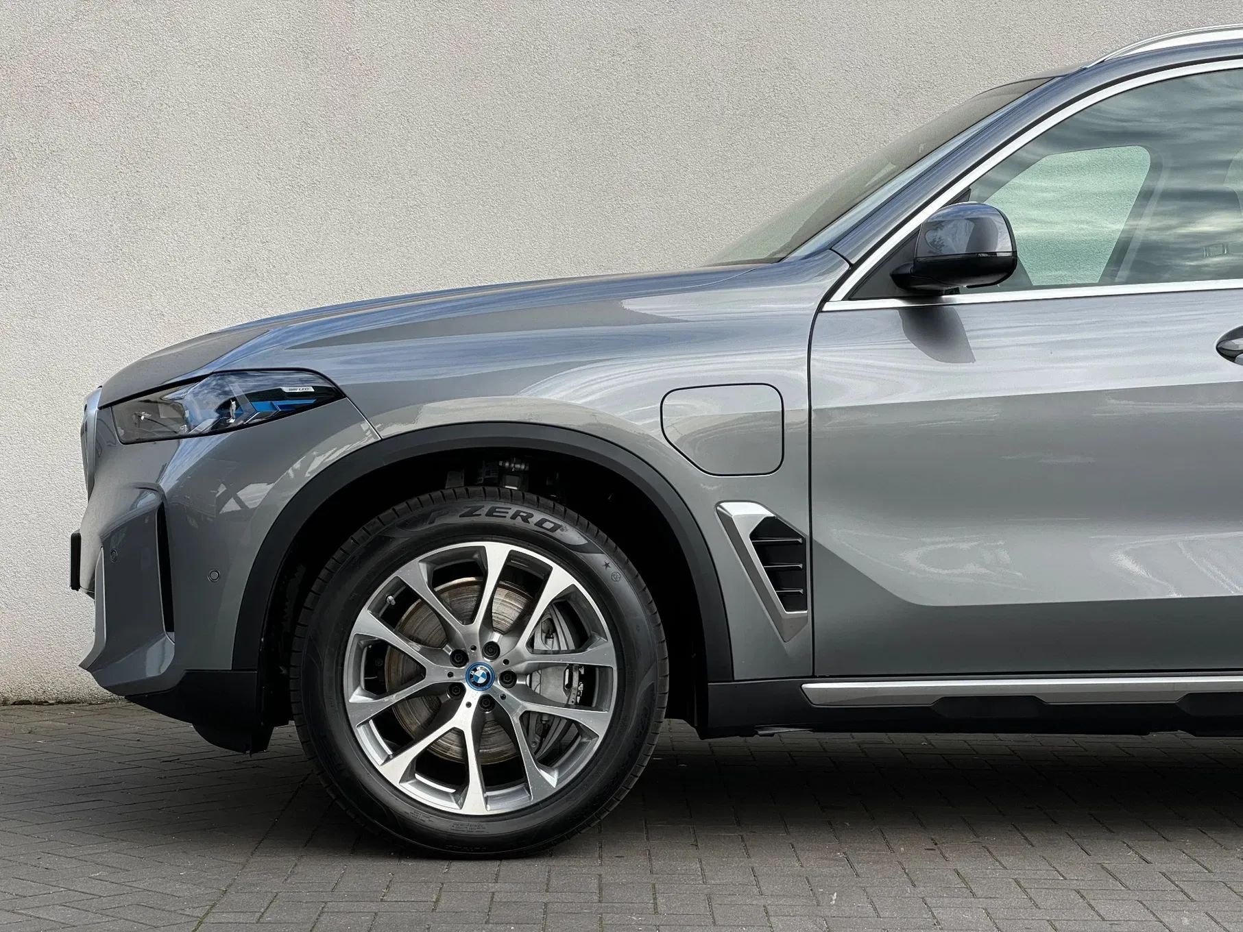 BMW X5 X5 xDrive50e * 4x4 * Hak * Runflat * LED * HiFi * LED * BMW TEAM