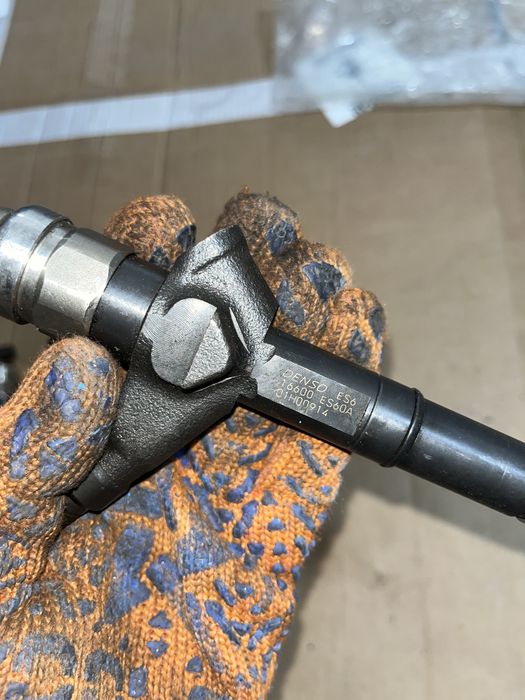 Форсунки Denso ES6 16600 ES60A