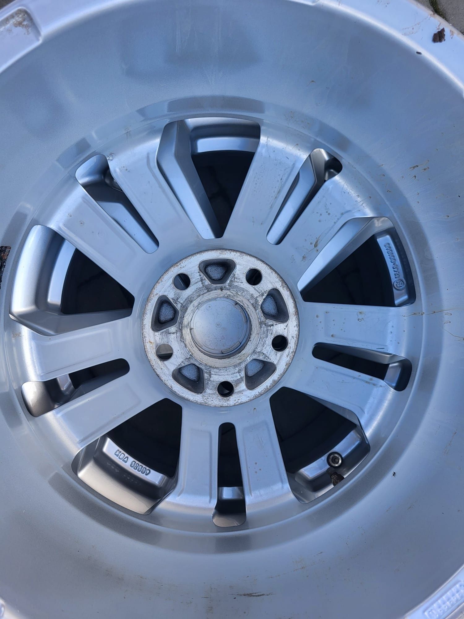 Felgi 7Jx17 5x112 VW Golf Caddy Beetle T-Roc Audi A4 A3 Seat Leon Exeo