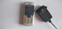 телефон
Sony Ericsson T230
